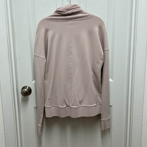 Lululemon Go Forward Pullover‎ Porcelain Pink - size 10 - Picture 6 of 9
